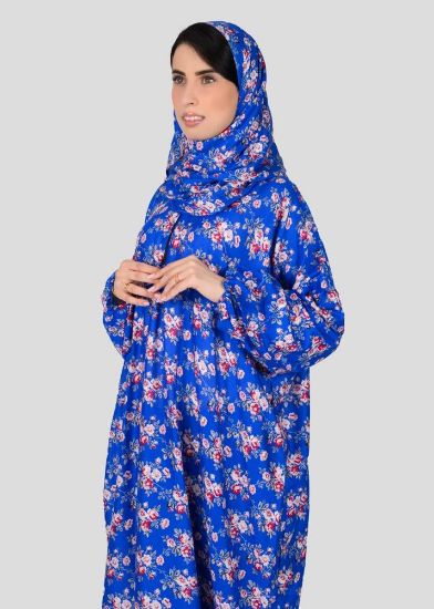 صورة شرشف صلاة نسائي مع طرحة